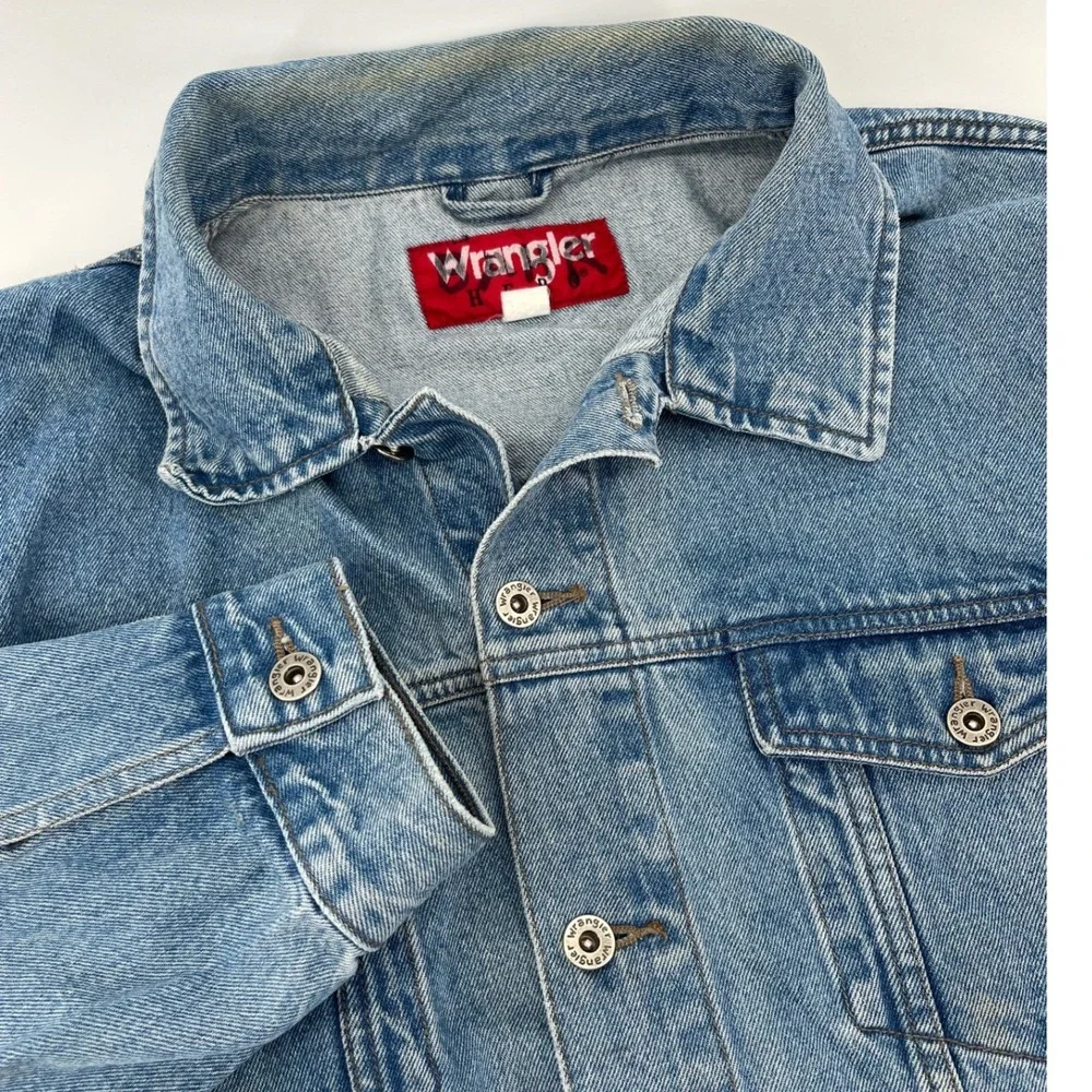Wrangler Denim Trucker Jacket Mens XL Blue Hero Vintage Disstressed Button Up